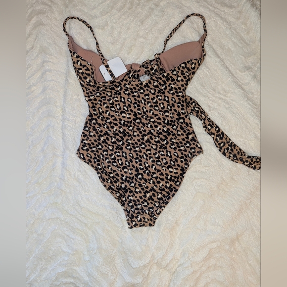 🆕 NWT Aerie Leopard Full Coverage One Piece Swimsuit - Picture 3 of 3